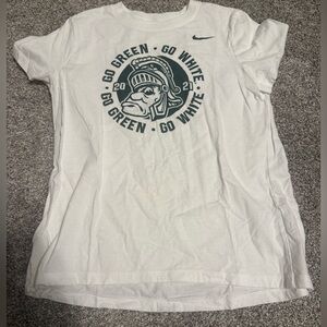 Women’s M Nike Michigan State University t-shirt